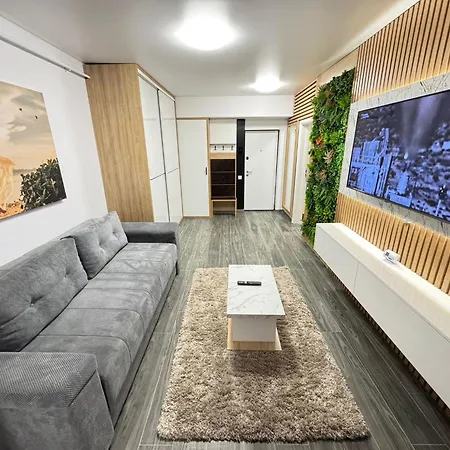 Premium Glam & - Parking Option Apartmán *